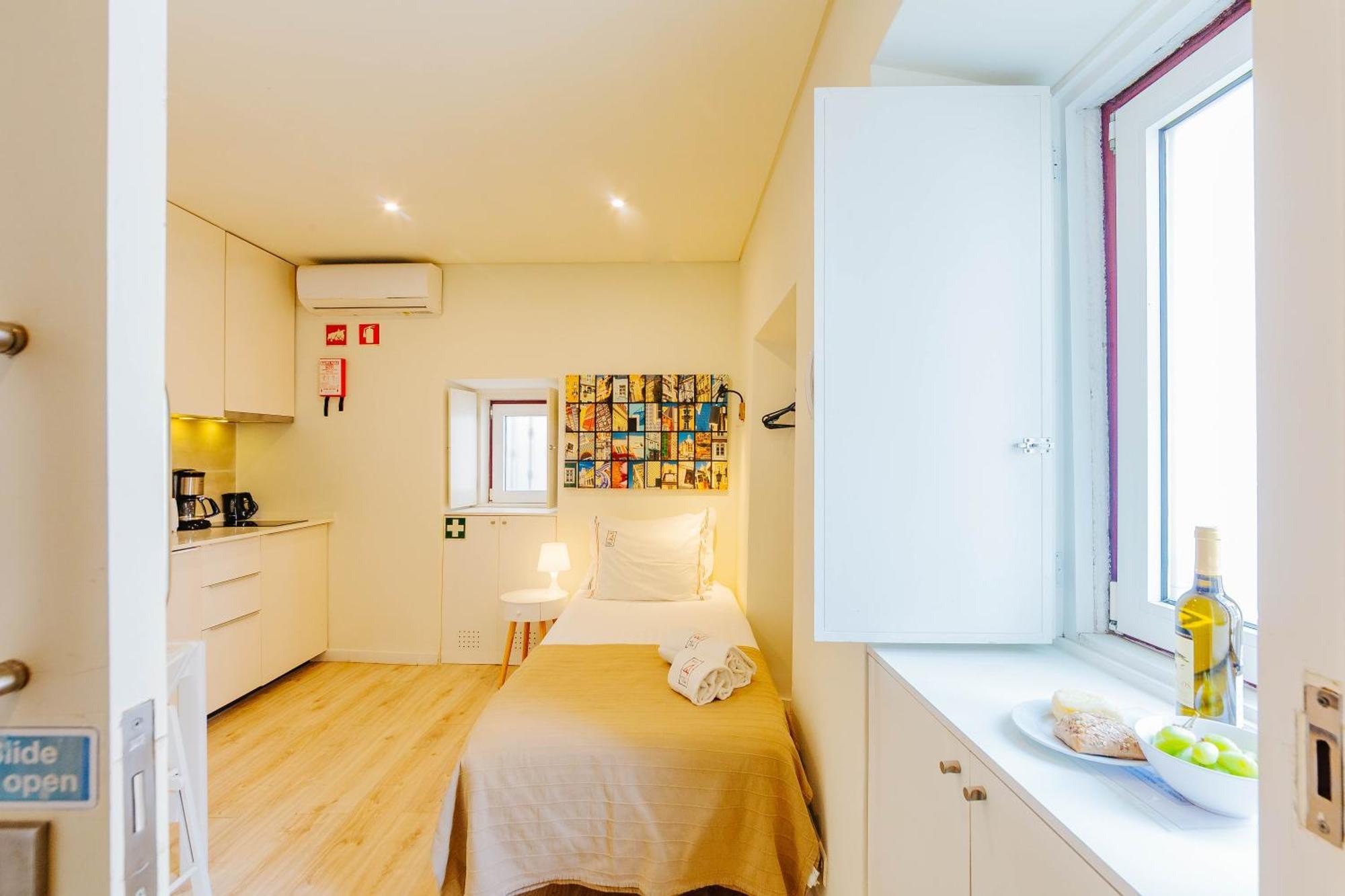 Rent4Rest Lisbon Downtown Tiny Studio Apartments Eksteriør billede